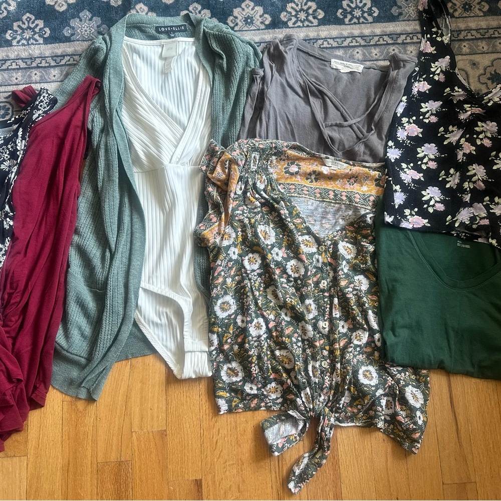 Women’s Small Lot $35 for all